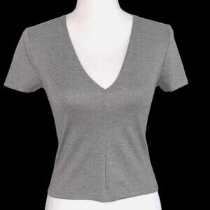 ZARA Short Sleeve V-Neck Grey Top Size Large